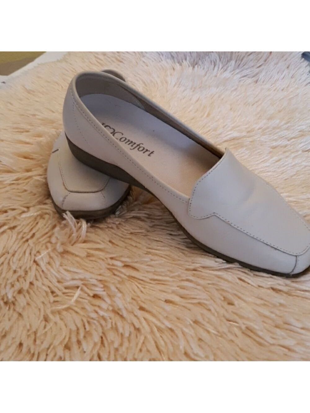 I ♥️  Comfort Tan leather Slip on Shoes Size 8W